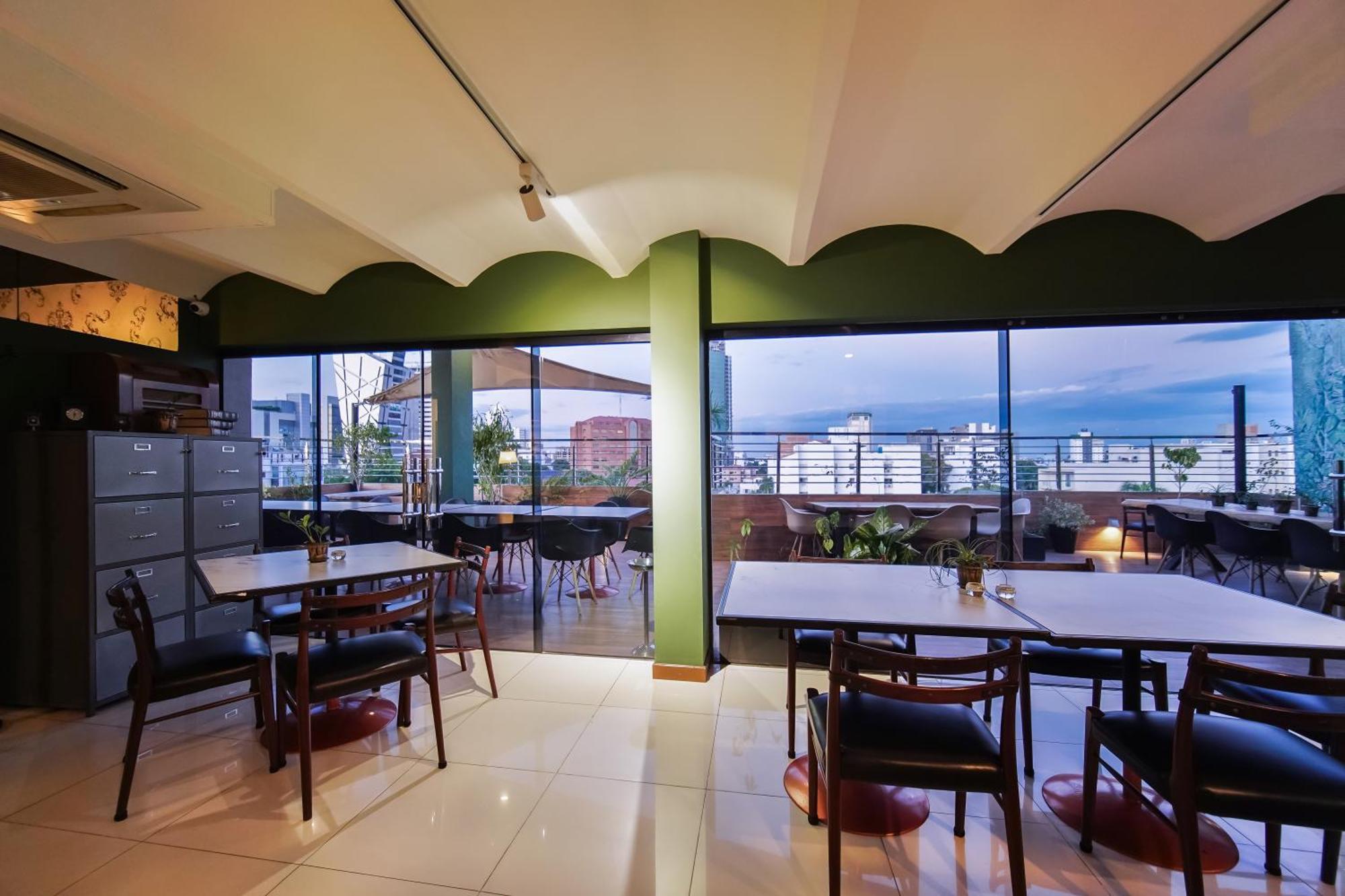 Chairu Eco 4*
