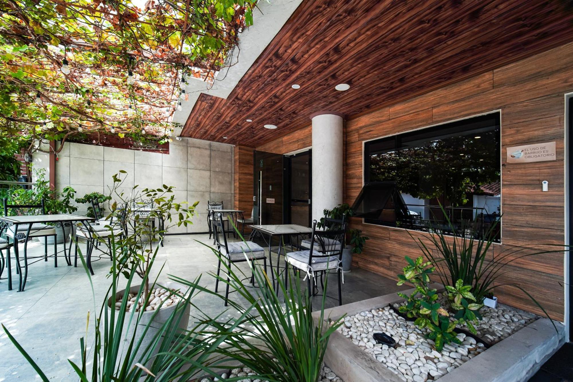 Hotel Chairu Eco 4*